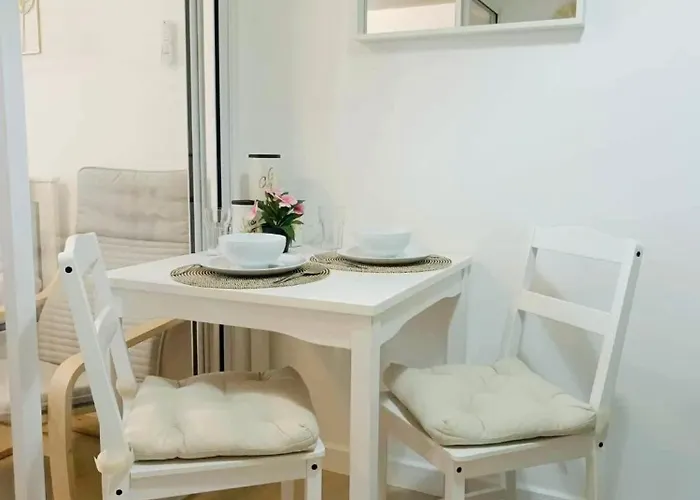 Staycation At Jg Apartamento